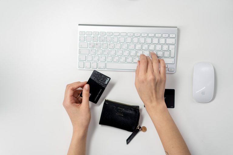 Plataformas de Ecommerce: ¿Cuál es la ideal para tu negocio en Alicante?