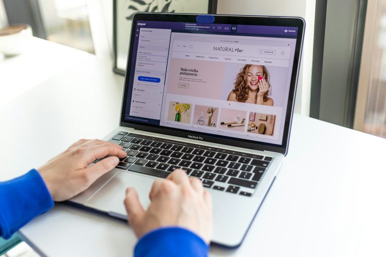 Tienda online con Shopify en Alicante: diseño, precios y desarrollo a medida