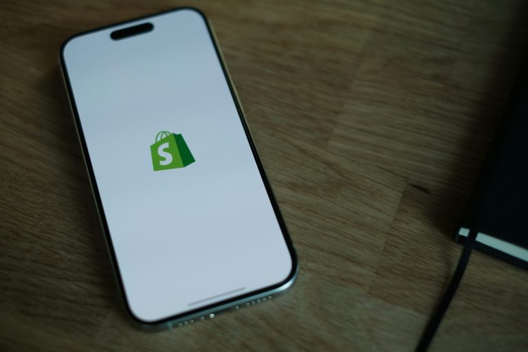 Shopify vs WooCommerce vs PrestaShop en España (2026): comparativa real